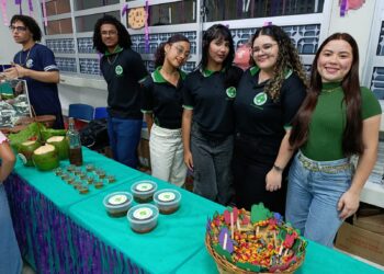 IV ECOTEC: Um Evento de Inovação e Criatividade na Escola Técnica Alfredo Pessoa de Lima