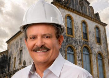 Após destinar emenda, Tião Gomes acompanha restauração de igreja histórica e destaca preservação da memória em Areia