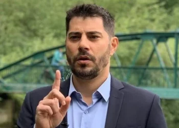 Evaristo Costa volta a desabafar sobre saída da CNN: “Não foi de comum acordo”