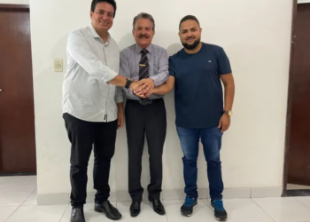 Tião Gomes amplia bases e recebe apoio dos vereadores Júnior Paulo e Alex Lucena, em Cabedelo