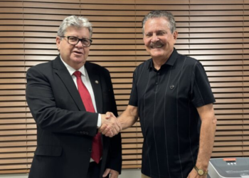 Reunião entre o deputado Tião Gomes e o governador João Azevedo garante avanço de obras e ações para o município de Areia