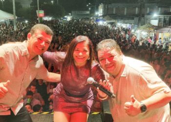 Beto do Brasil e Flávio Evaristo: Uma Noite de Agradecimento em Solânea,Pb