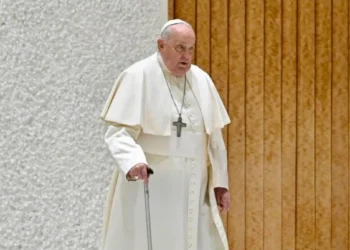 Papa Francisco dormiu bem e está descansando, diz Vaticano