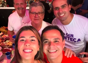 ZUM ZUM ZUM: Matheus Bezerra e Maria Porto fortalecem articulações políticas nas Muriçocas