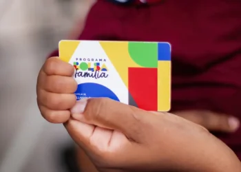 Bolsa Família reduz em 17% risco de internação por uso de substâncias