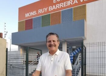 Tião Gomes celebra nova sede do Colégio Carlota Barreira e destaca avanços na educação de Areia