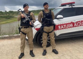 Polícia militar recupera veículo extraviado, em Solânea