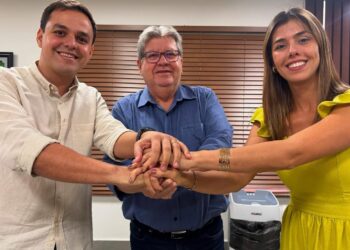 Vem novidades: Maria Porto se reúne com João Azevêdo e antecipa novidades para Bananeiras e o Brejo