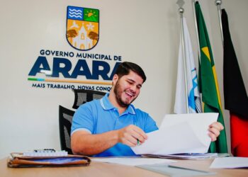 Amarildo Carvalho: 86% de Aprovação em 100 Dias Sinalizam Confiança e Trabalho Intenso em Arara