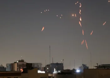 Itamaraty reforça alerta para que brasileiros não viajem a Israel