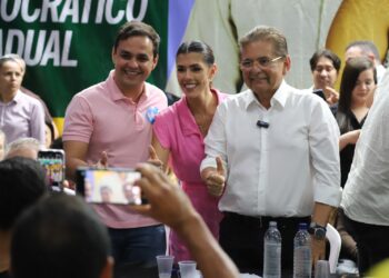 Em Bananeiras, fala de Adriano Galdino destaca Maria Porto no Orçamento Democrático