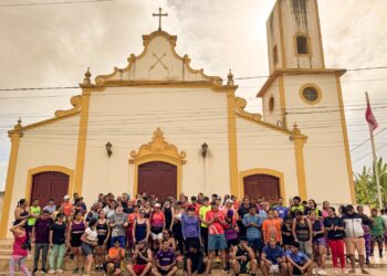 Corrida entre amigos reúne os deputados Tião Gomes e Chió e marca a conclusão do asfalto entre Areia e Mata Limpa