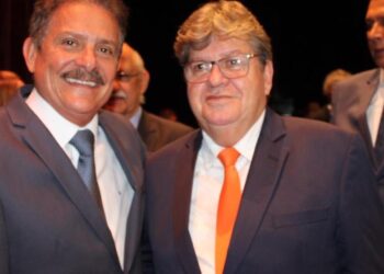 Entre gratidão e reconhecimento, Tião Gomes destaca legado de João Azevêdo e projeta vitória ao Senado