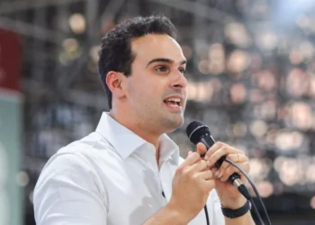 Pesquisa AtlasIntel para Governo da Paraiba mostra Lucas Ribeiro na liderança com 42,4%, seguido por Efraim  e Cicero Lucena
